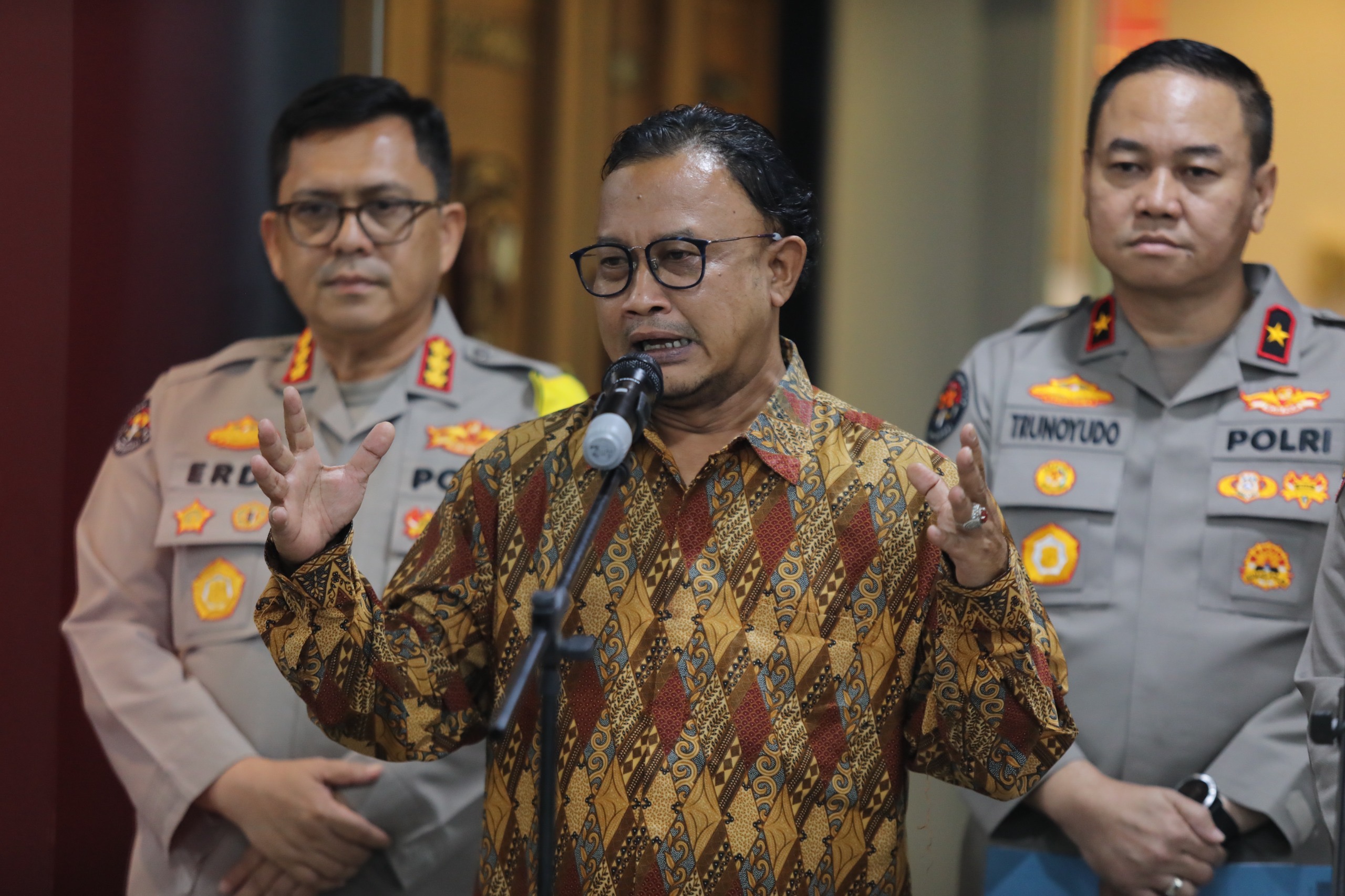 Kompolnas Apresiasi Langkah Progresif Polri dalam Penanganan Kasus Oknum Polisi pada Event DWP 
